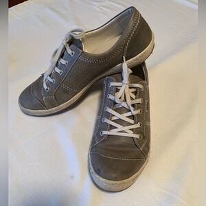 Joseph Seibel Gray Leather sneaker